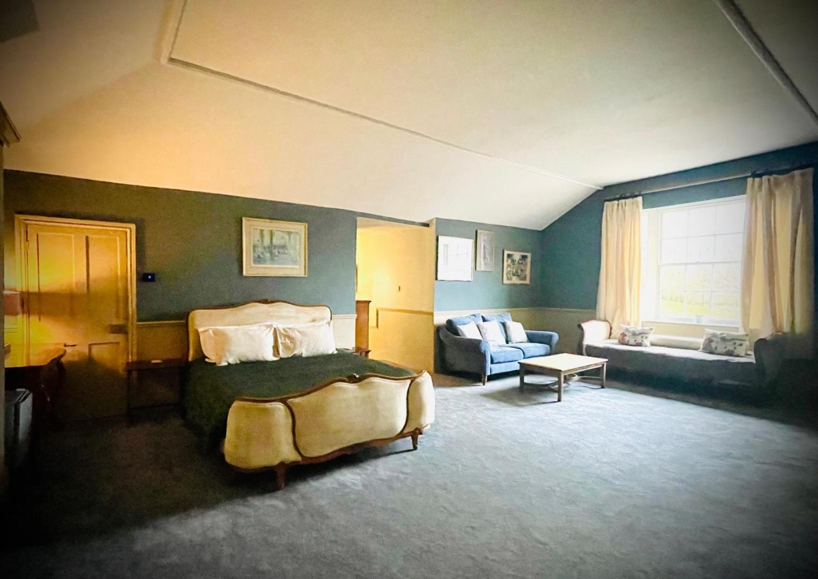Llanerchydol Hall Suites Welshpool Εξωτερικό φωτογραφία